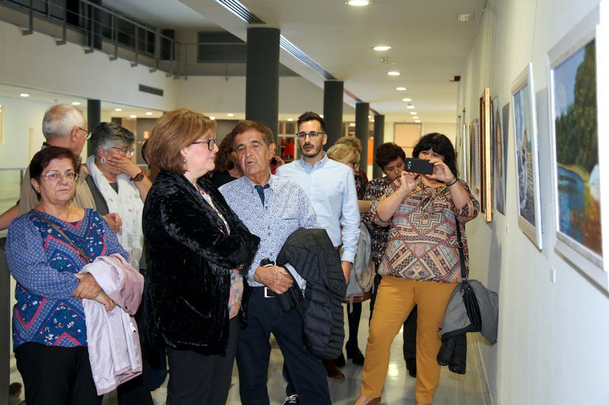 Visitantes y autoridades en el evento. -2019