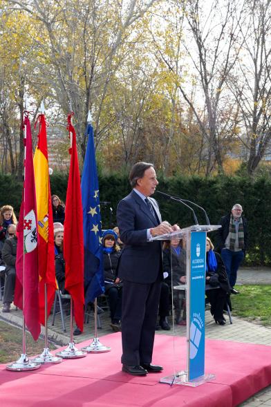 Acto de Nombramiento Avenida de la Transición y Parque Adolfo Suárez - Imagen de un momento de la intervención del alcalde García de Vinuesa.