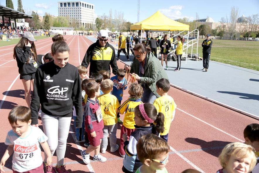 Torneo de Atletismo Intercentros de Alcobendas -  Los niños preparándose.