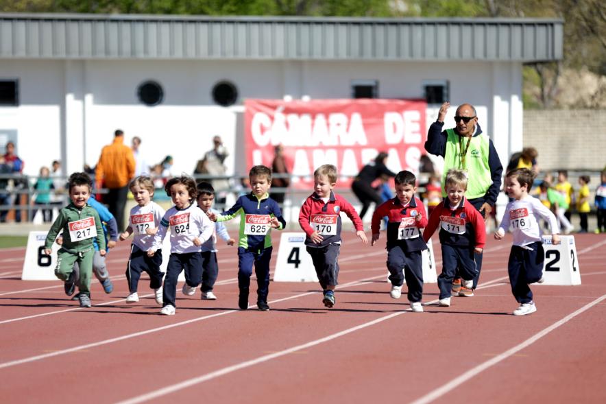 Torneo de Atletismo Intercentros de Alcobendas - La carrera infantil.