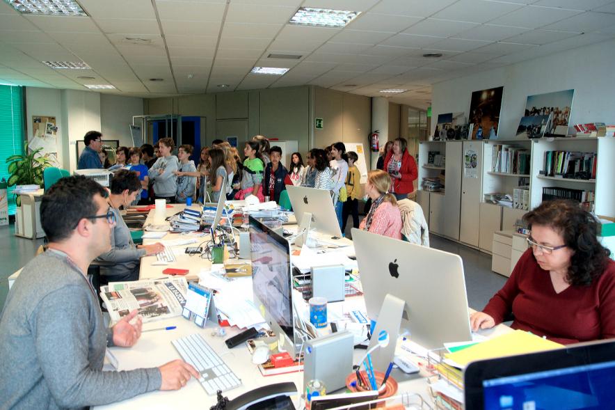 Visita Alumnos International College Spain - Alumnos visitando instalaciones del Ayuntamiento de Alcobendas.
