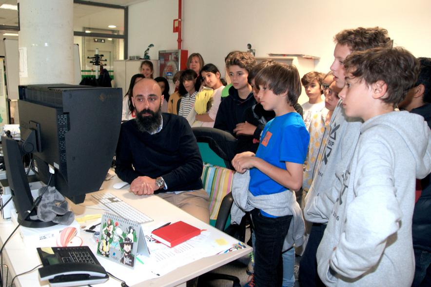 Visita Alumnos International College Spain - Alumnos visitando instalaciones del Ayuntamiento de Alcobendas.