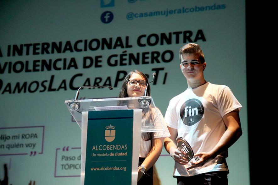 VIIª Jornada Alcobendas por un Futuro Sin Violencia - Dos ponentes juveniles.