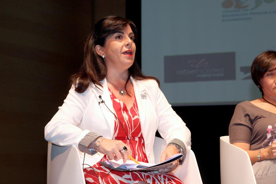 Iª Jornada sobre Mediación Policial en la Comunidad de Madrid - Primer plano de una de las ponentes.