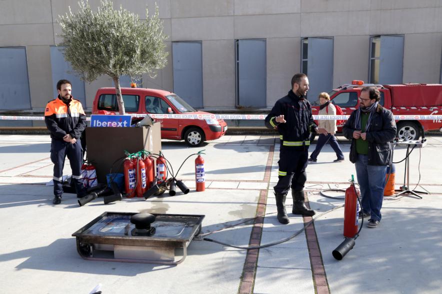 Jornada de Emergencias en Familia - Imagen de los miembros de cuerpos de seguridad.