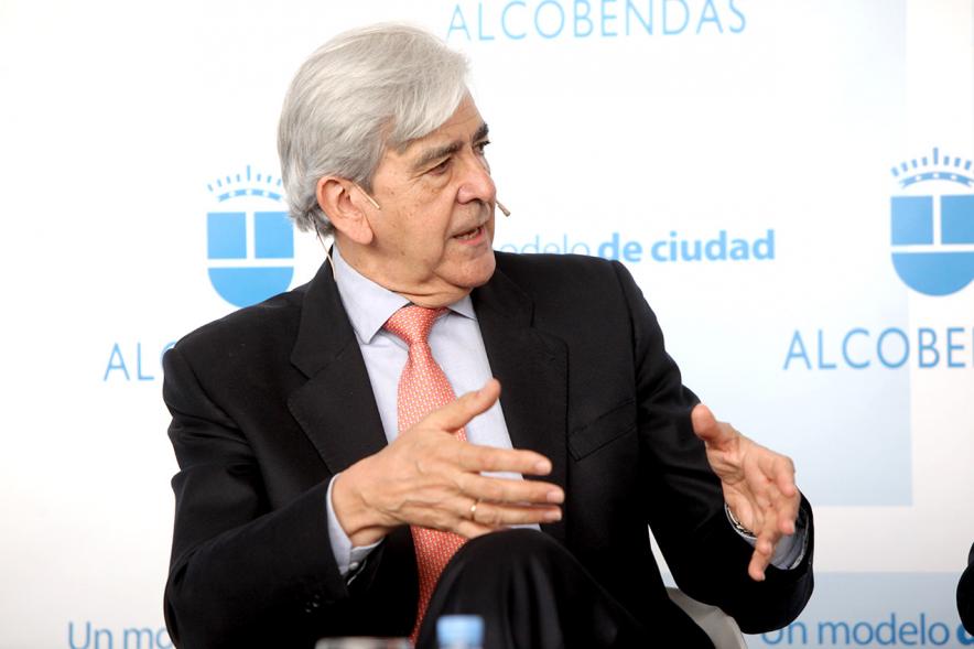 Inauguración "Jornada Generando Valor a través de la Innovación" - Imagen de  un ponente.