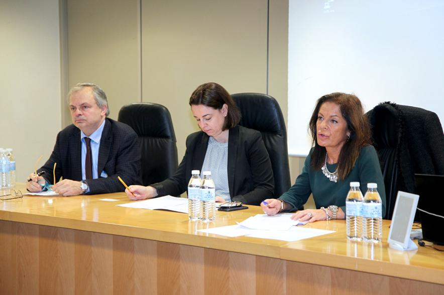 Inauguración Jornadas de Accesibilidad al Medio Físico - Imagen una persona dirigiéndose al público asistente. 
