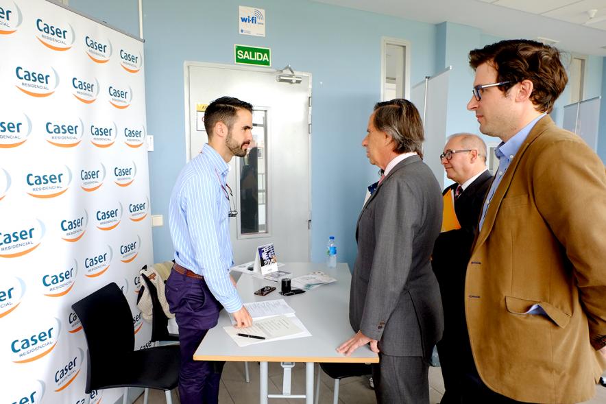 Jordanas de Empleo 2018 - Entrevista del alcalde con un empresario.