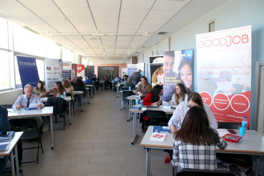 Vista general del evento de entrevistadores y candidatos - 2019