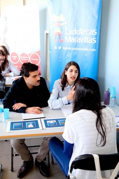 Entrevistadores y candidata - Jornada de empleo y emprendimiento – 2019