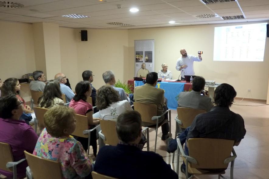 Semana Cultural Asturiana - Presentación del Libro de Juan Oliver - Imagen de la presentación del libro de Juan Oliver.