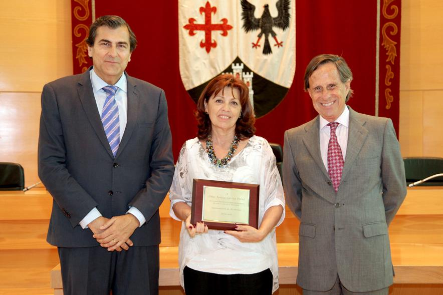 Galardonados y Autoridades del consistorio. 