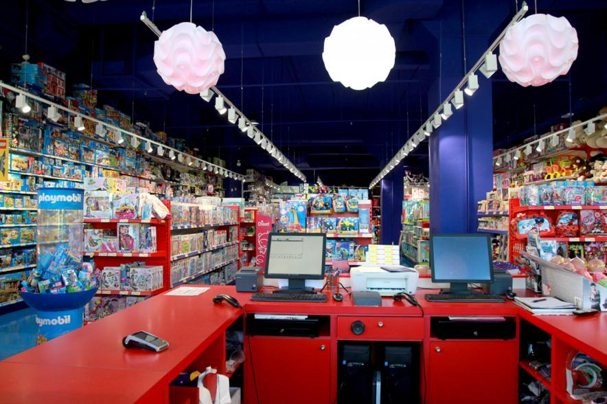 Visita a Juguettos -  Panorámica de la tienda.