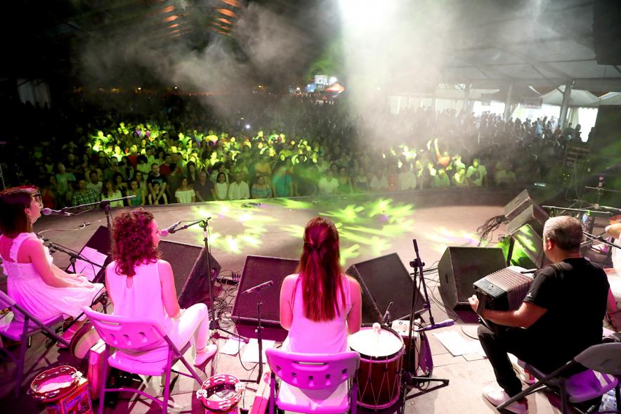 Noche de San Juan 2018 - Kepa Junquera - Imagen posterior de los músicos.
