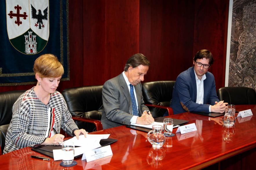 Momento de la firma