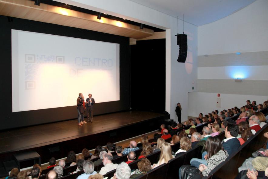 Preestreno de la Película "Las Furias" en el Centro de Arte -  Panorámica de la sala de proyección.