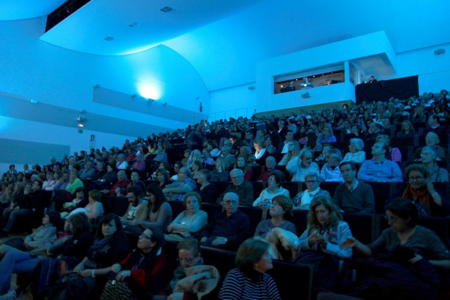 Preestreno de la Película "Las Furias" en el Centro de Arte -  Los asistentes a la proyección.
