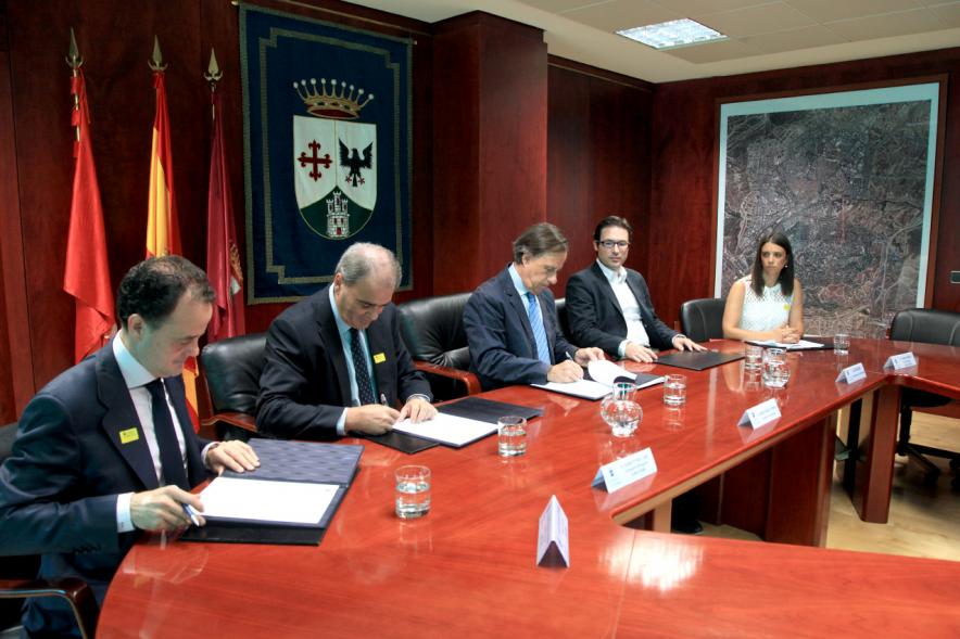 Momento de la firma