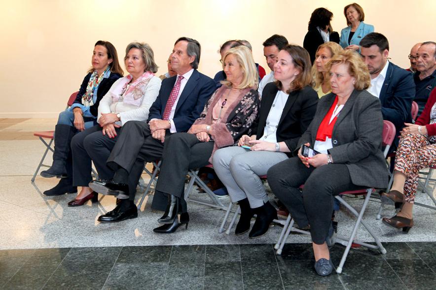 Lectura de El Quijote en el Patio de Encuentros - Primer fila de las autoridades.