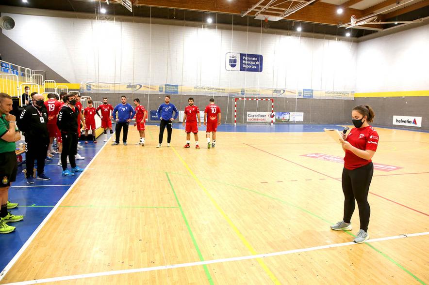 Lectura de Manifiesto contra la Violencia del Club Balonmano