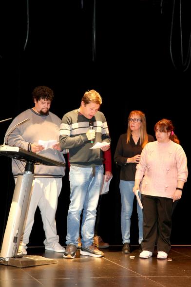 Lectores durante el evento