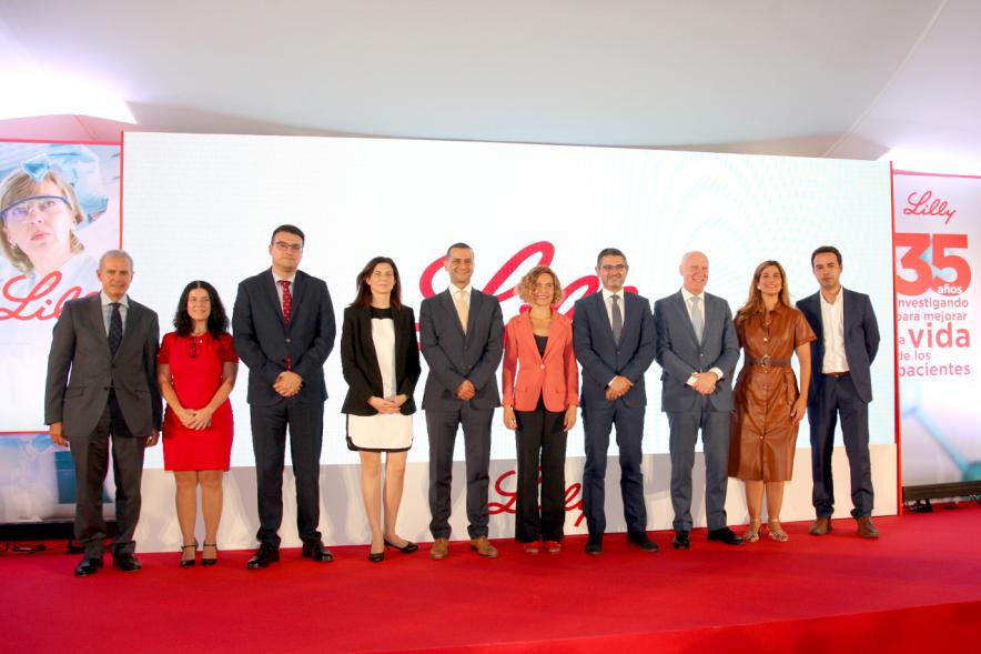  Alcalde Rafael Sánchez, Director de Lilli España Nabil Daoud, concejales y autoridades. Gala 35º Aniversario de las Actividades de Investigación de Lilly 