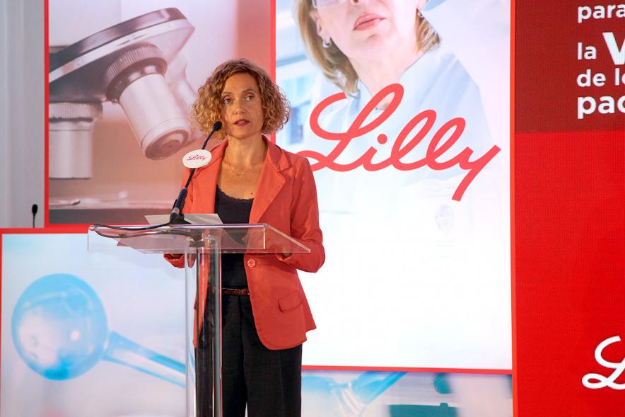 Plano medio de la ministra Meritxell Batet durante Gala 35º Aniversario de las Actividades de Investigación de Lilly 