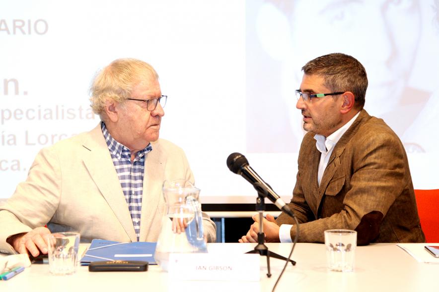 Alcalde Rafael Sanchez y Ian Gibson (historiador e hispanista. Los Miércoles en Abierto - Ian Gibson – 2019