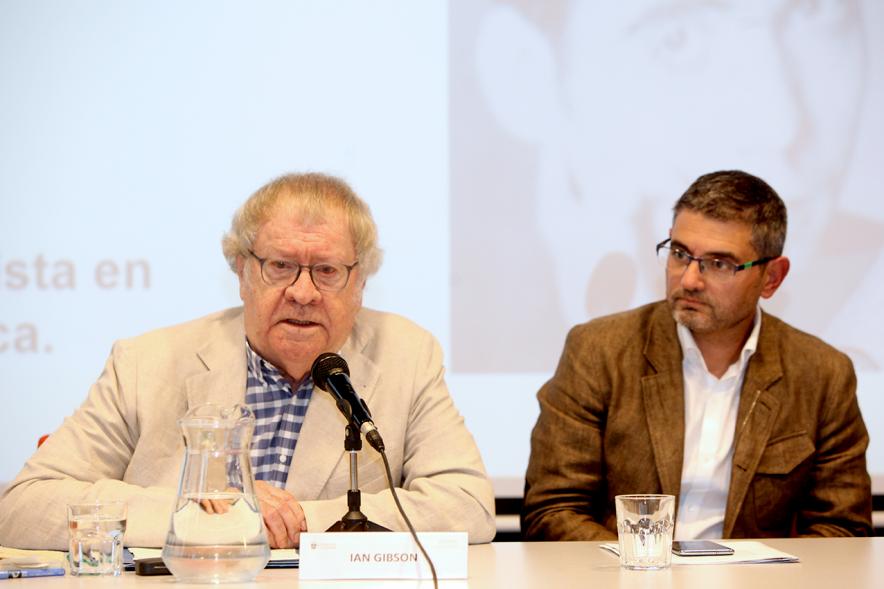  Alcalde Rafael Sanchez y Ian Gibson (historiador e hispanista. Los Miércoles en Abierto - Ian Gibson - 2019