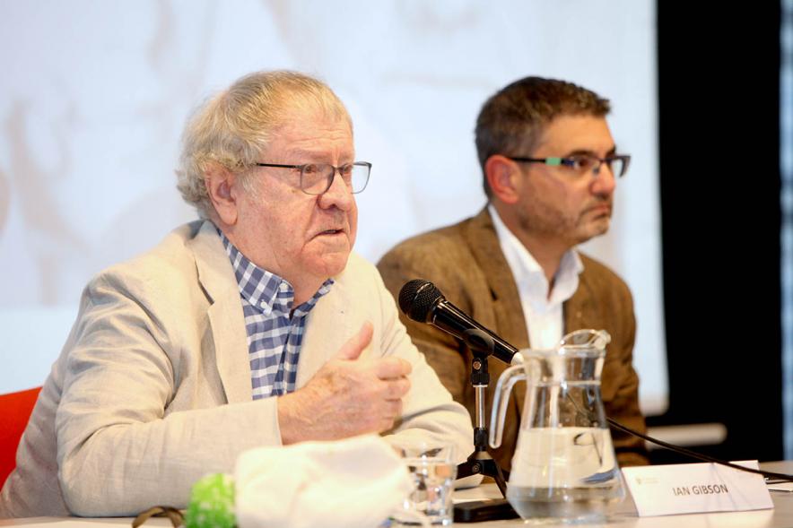  Alcalde Rafael Sanchez y Ian Gibson (historiador e hispanista. Los Miércoles en Abierto - Ian Gibson – 2019