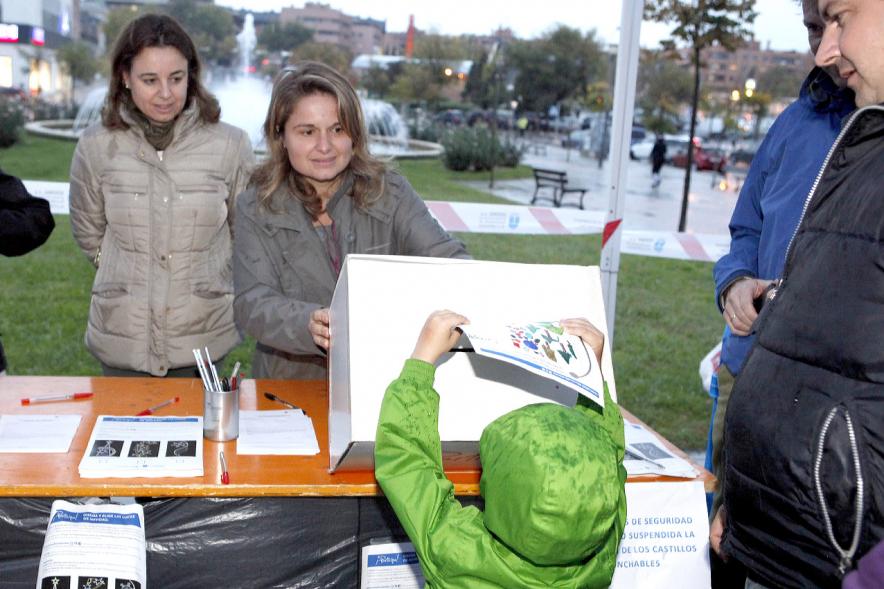 Proceso Participativo Elección Luces de Navidad -  Grupo de participantes.