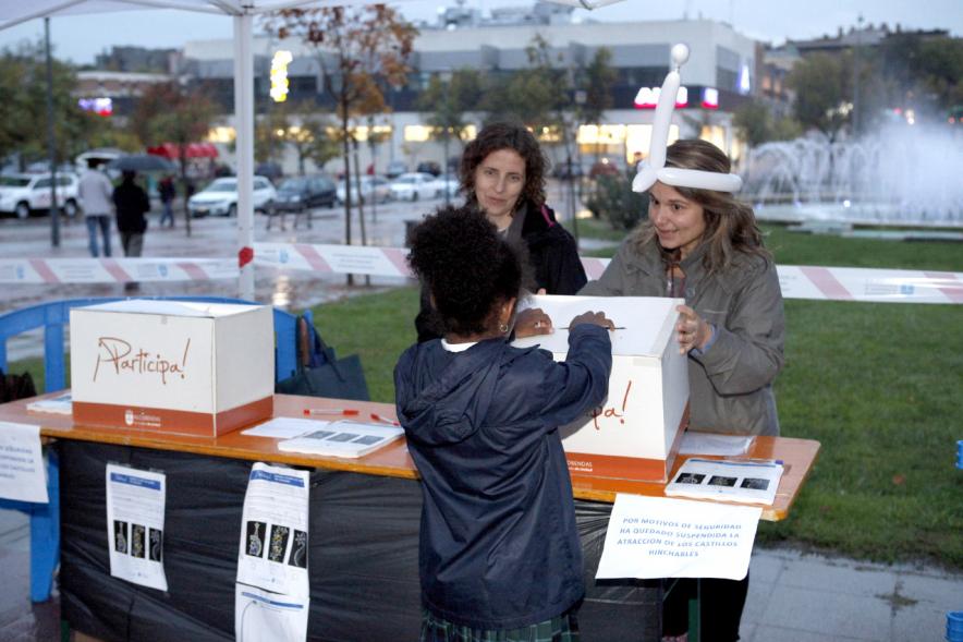 Proceso Participativo Elección Luces de Navidad -  Grupo de participantes.