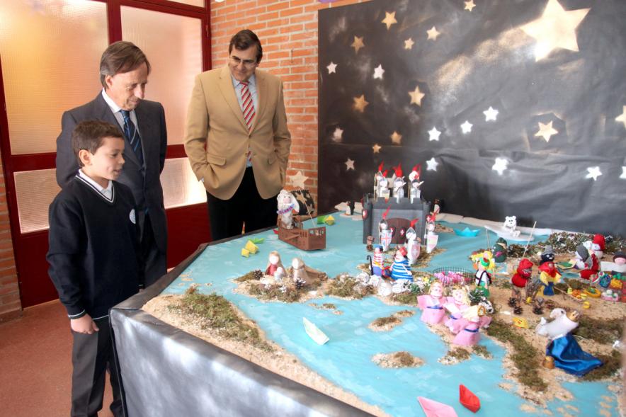 Delegación municipal durante la visita