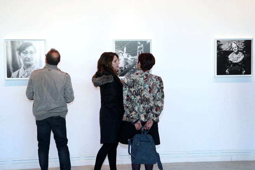 Inauguración Exposición "El Cielo de Manuel Capón Mauriz - Asistentes a la exposición.
