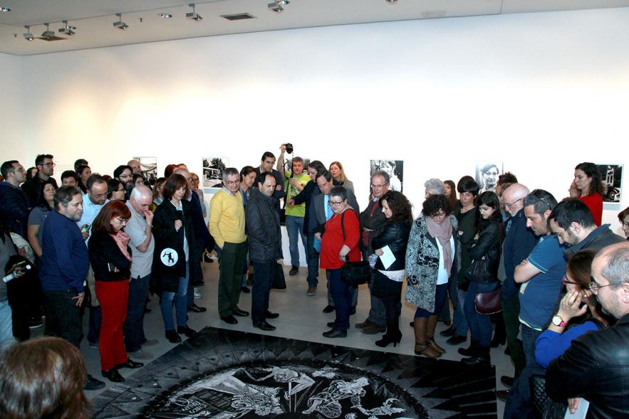 Inauguración Exposición "El Cielo de Manuel Capón Mauriz - Numerosos asistentes a la exposición.