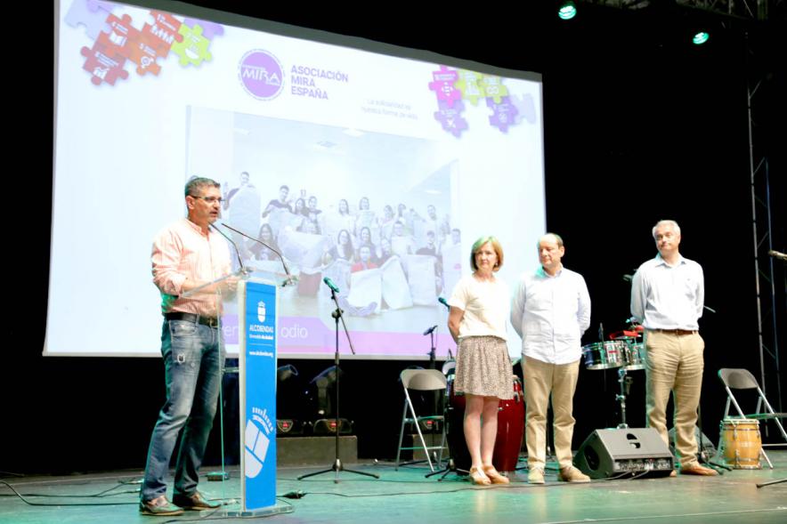 Concejales Rafael Sánchez y Ofelia Culebradas. Autoridades. Encuentro Cultura y Sabor Asociación MIRA – 2019