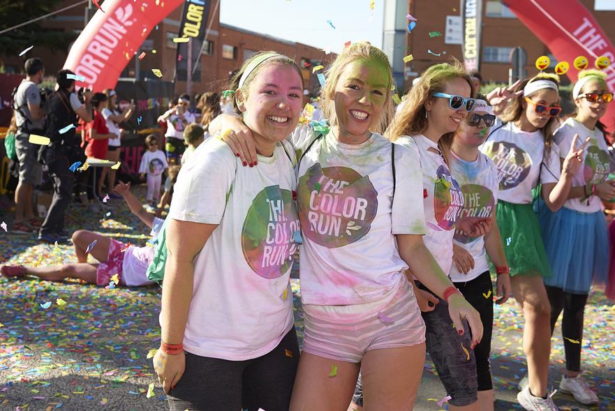 Carrera Color Run - Imagen de participantes en la carrera.