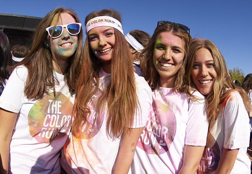 Carrera Color Run - Imagen de participantes en la carrera.
