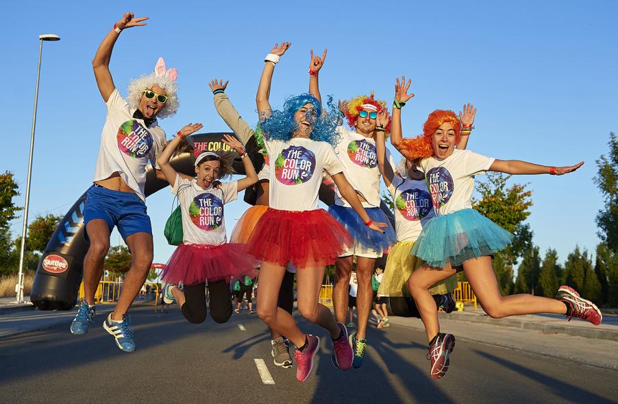Carrera Color Run - Imagen de participantes en la carrera.