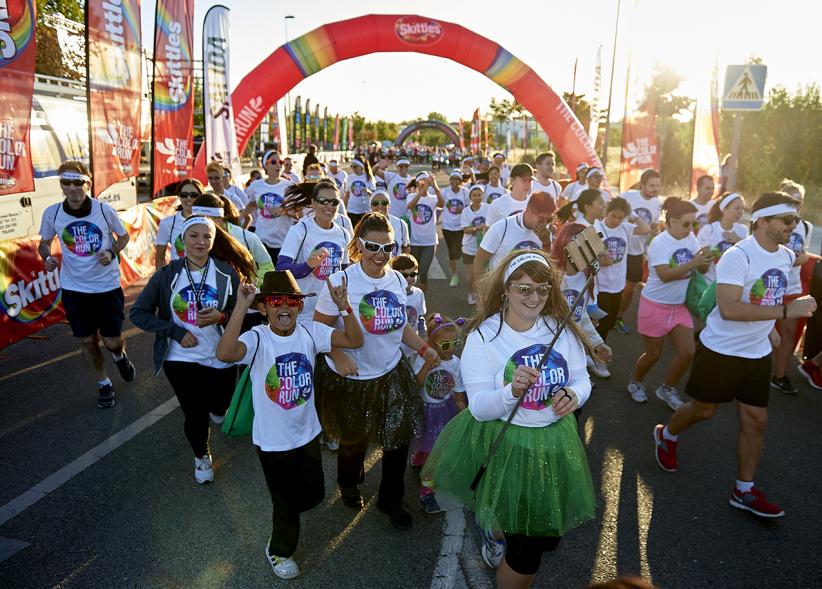 Carrera Color Run - Imagen de participantes en la carrera.