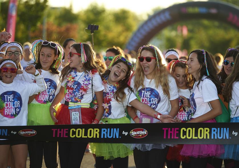 Carrera Color Run - Imagen de participantes en la carrera.