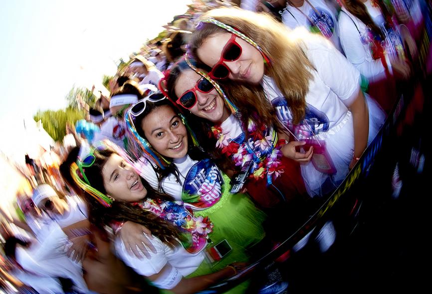 Carrera Color Run - Imagen de participantes en la carrera.
