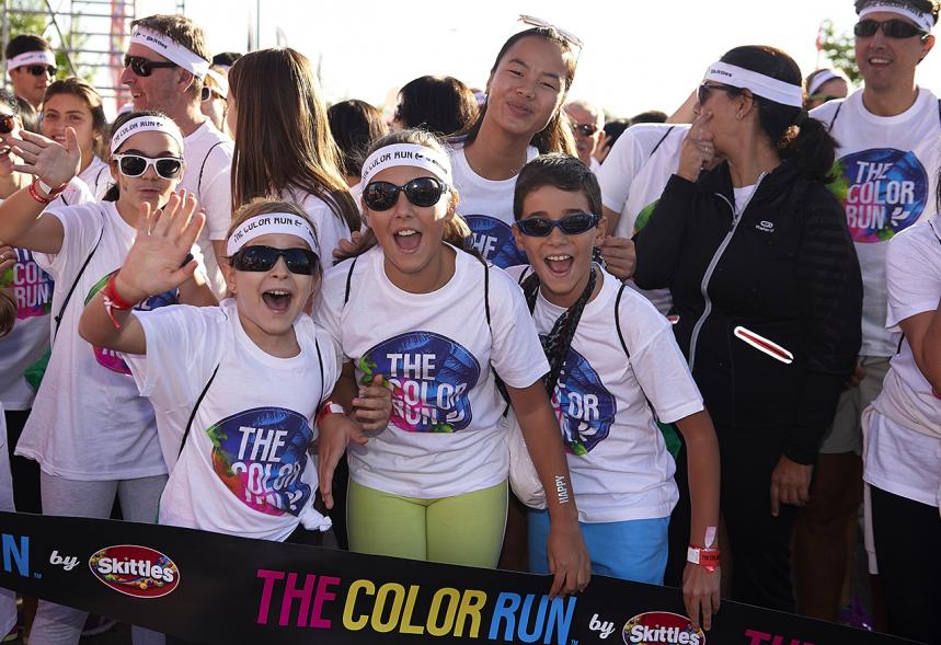 Carrera Color Run - Imagen de participantes en la carrera.