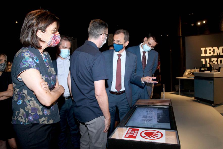  Ministro Pedro Duque, concejales y autoridades. Visita del Ministro Pedro Duque al MUNCYT – 2020