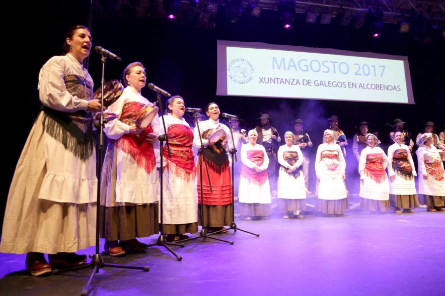 Espectáculo de música y baile regional. 