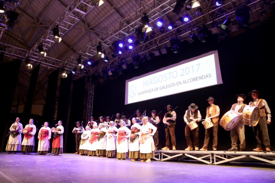 Espectáculo de música y baile regional. 
