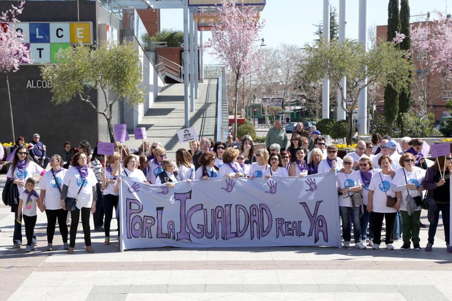 Manifestación por la Igualdad Real Ya - Cabecera de la manifestación.