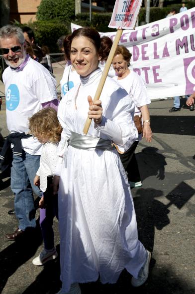 Manifestación por la Igualdad Real Ya - Una manifestante.