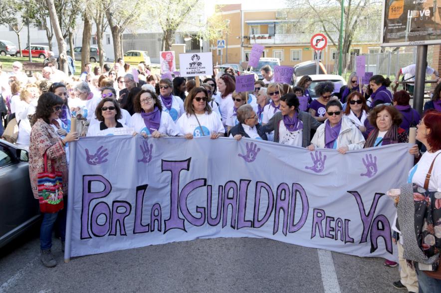 Manifestación por la Igualdad Real Ya - Cabecera de la manifestación.