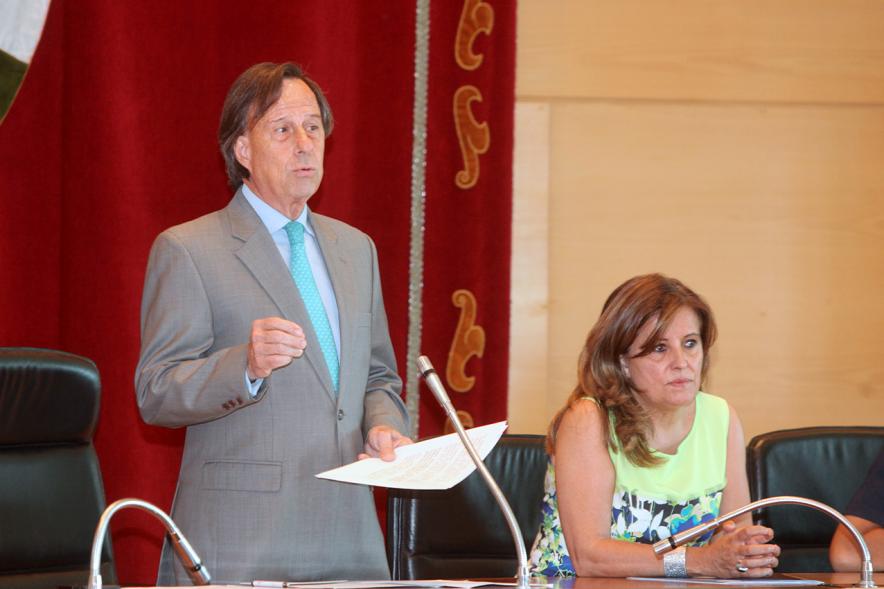 Alcalde García de Vinuesa y Concejal Sánchez Galán